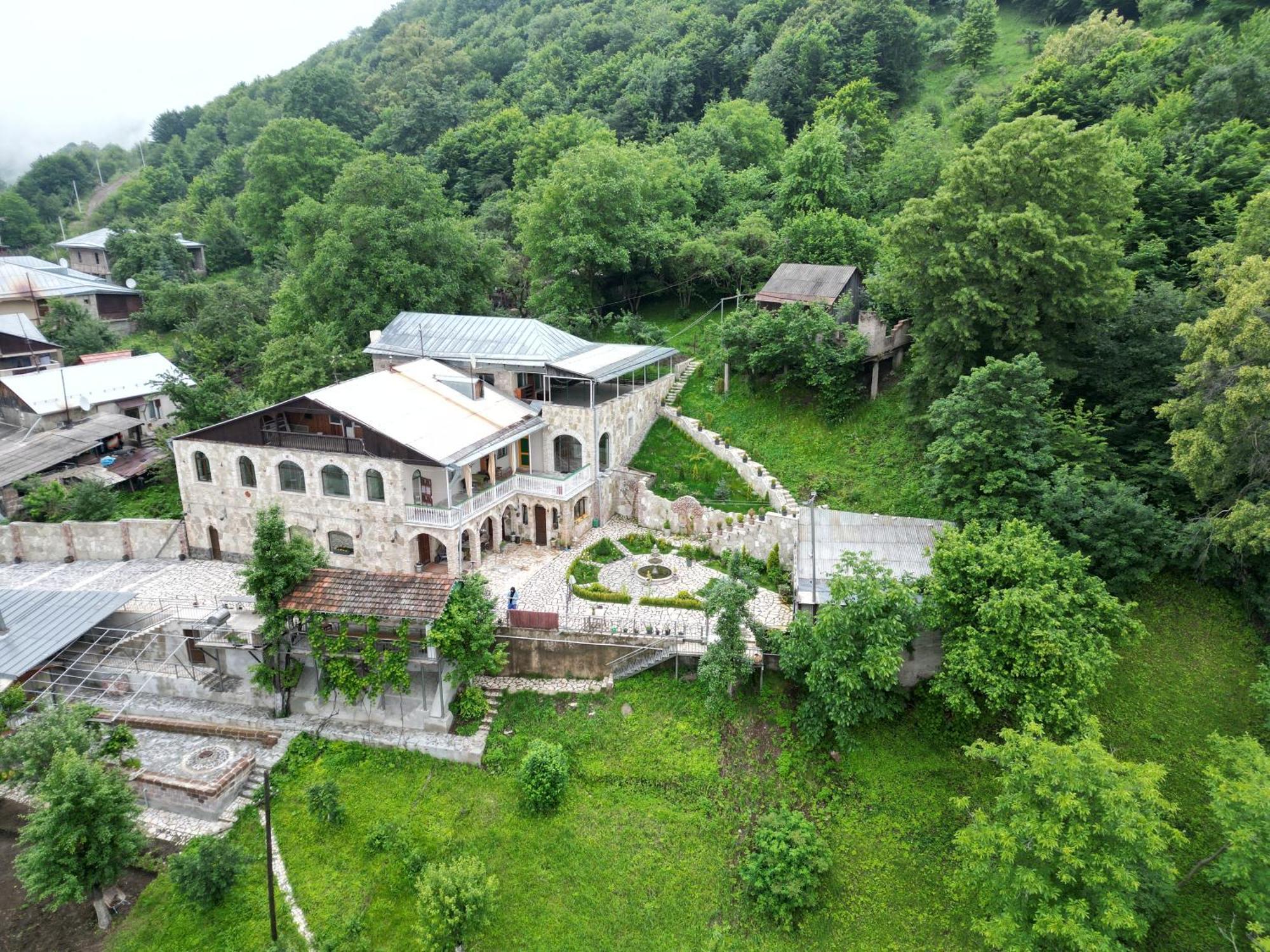 Deghceni Clubhouse Hotel Dilijan Ngoại thất bức ảnh